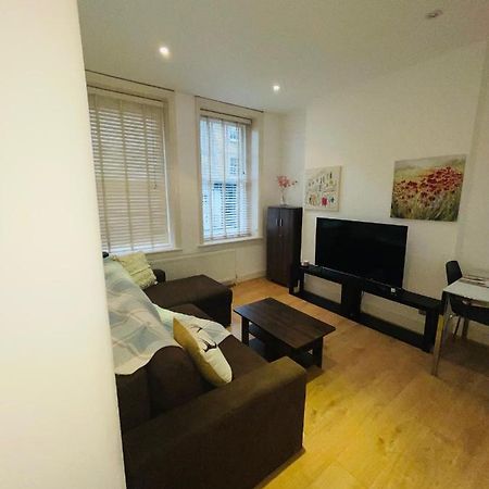 Amazing 2 Bedroom Apartment Londra Dış mekan fotoğraf