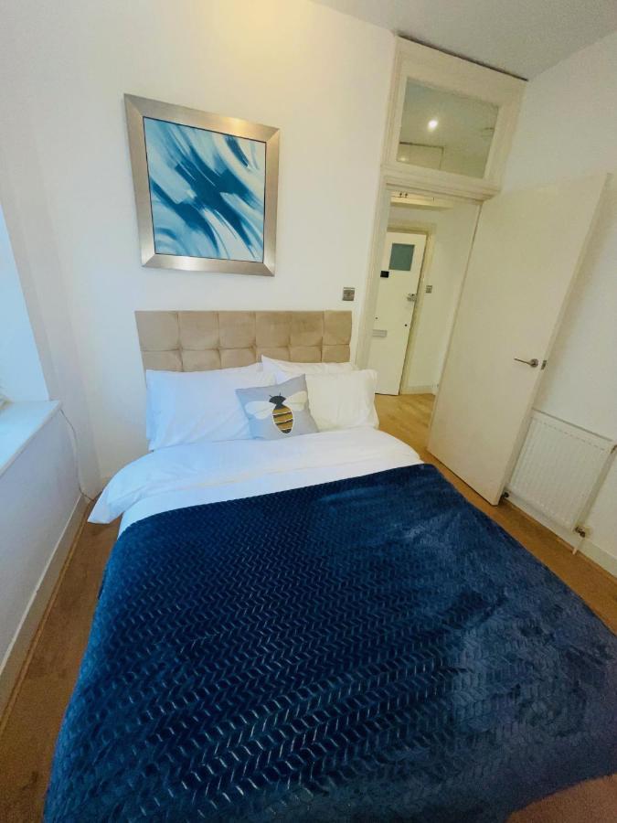 Amazing 2 Bedroom Apartment Londra Dış mekan fotoğraf
